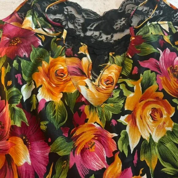 Gold Label Victoria’s Secret Floral Lace Slip XS/S - Picture 8 of 11